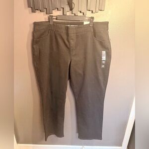 Reitmans Black Straight Leg Jeans